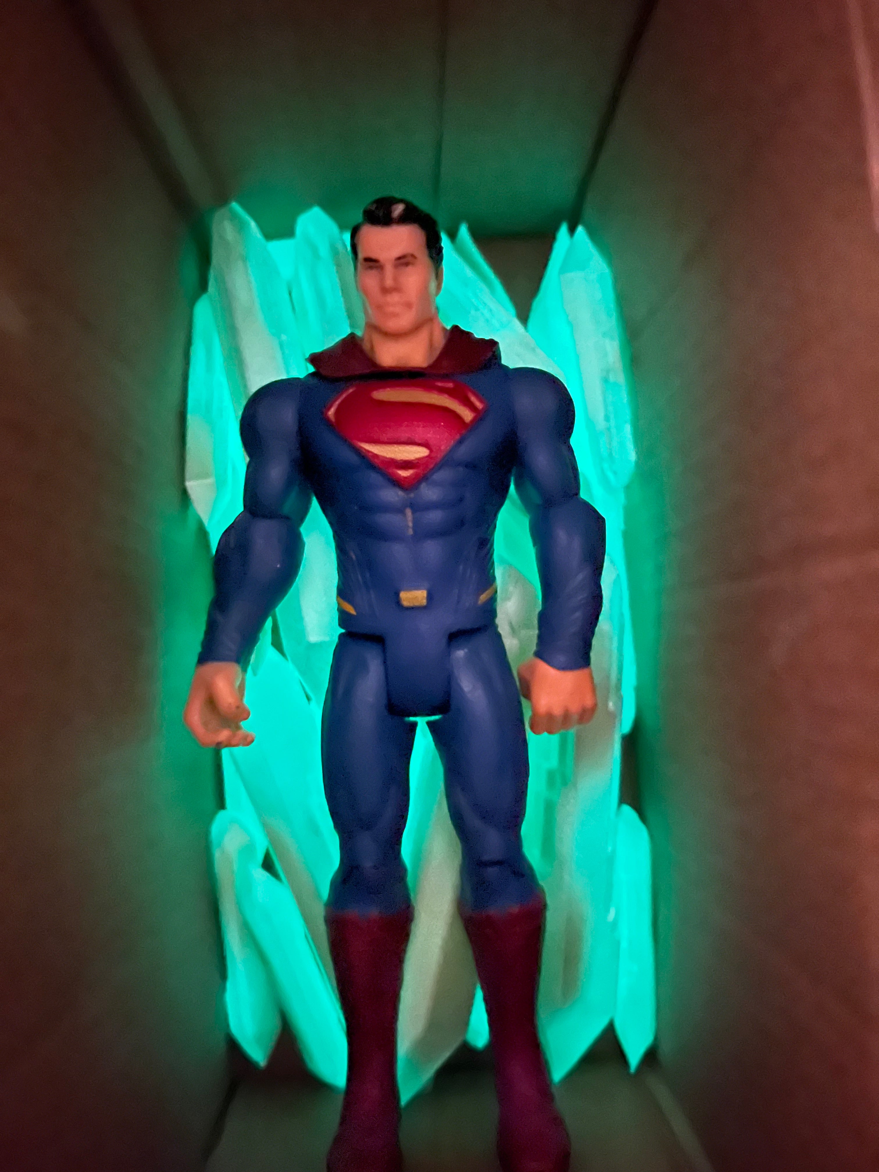 Kryptonite Crystal – 2 sizes - Display Piece
Available in Green & Glow-in-the-Dark